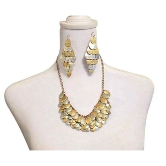 80s Art Deco Bib Necklace Fish Scale Choker Textured Oval Disc Charms Earrings - Picture 1 of 5